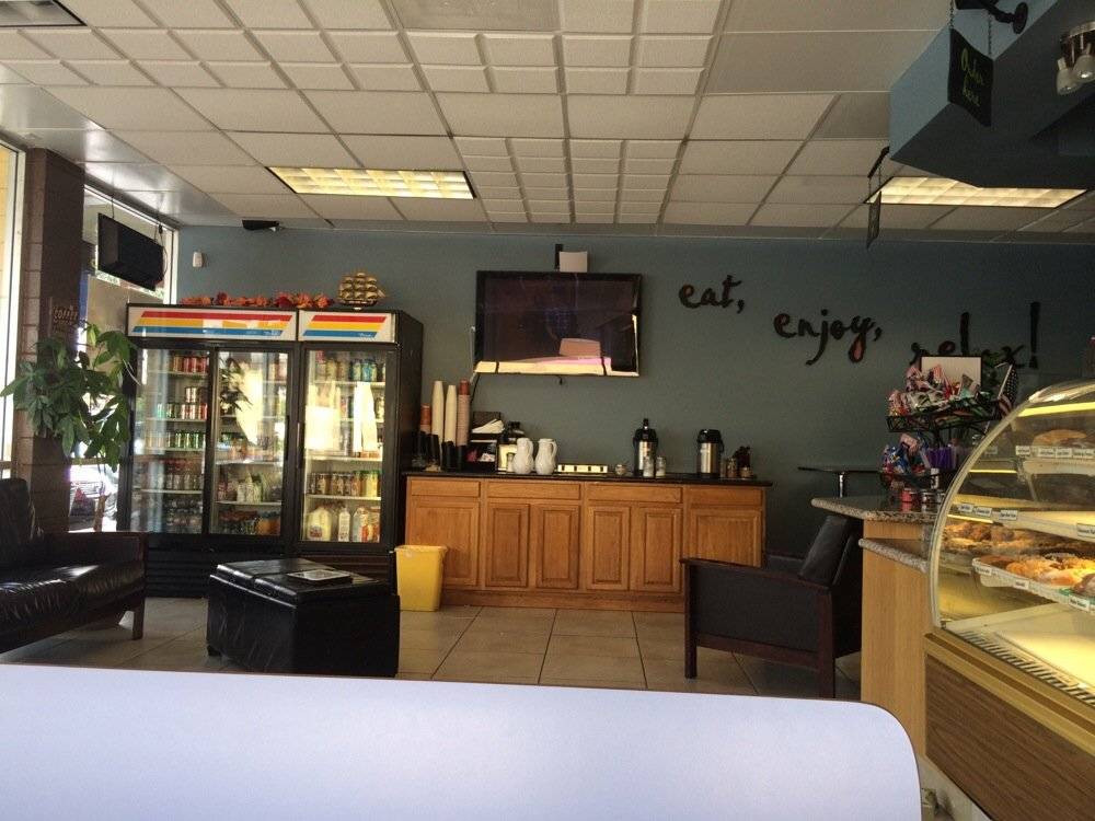 Evergreen Donut | cafe | 2844 S White Rd, San Jose, CA 95148, USA | 4082741585 OR +1 408-274-1585