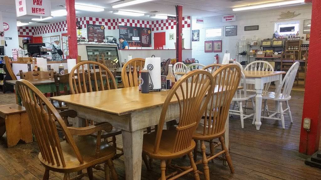 Carolina Brothers Pit Barbeque | restaurant | 20702 Ashburn Rd, Ashburn, VA 20147, USA | 7037297070 OR +1 703-729-7070