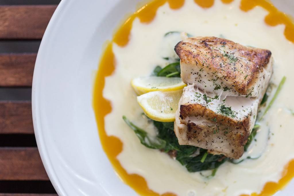 Brother Shuckers Fish House | restaurant | 4999 Carolina Forest Blvd, Myrtle Beach, SC 29579, USA | 8439037946 OR +1 843-903-7946