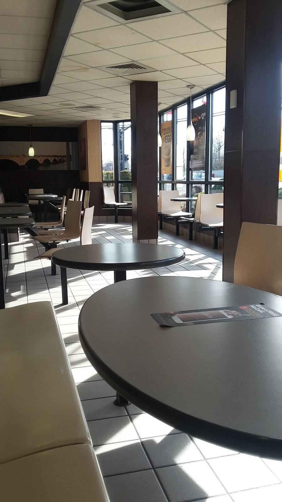 McDonalds | cafe | 1901 9th St NE, Washington, DC 20018, USA | 2026292626 OR +1 202-629-2626