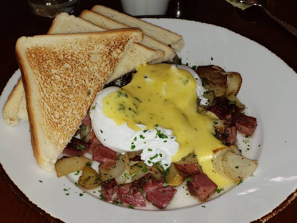 Traditions | restaurant | 310 S England St, Williamsburg, VA 23185, USA | 7575658988 OR +1 757-565-8988