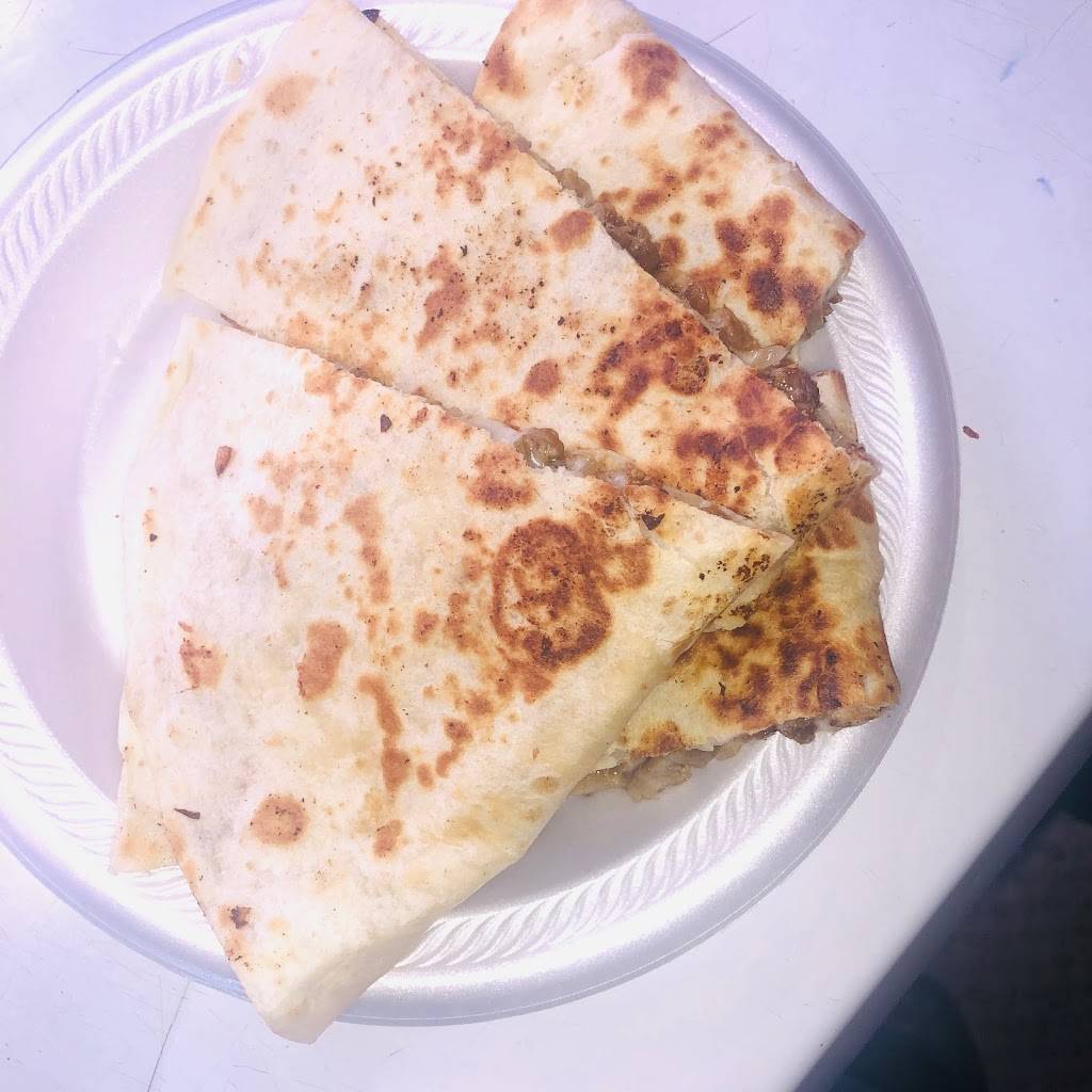 Panchitos Tacos Truck | restaurant | 4900 W Gladys Ave, Chicago, IL 60644, USA | 7735745964 OR +1 773-574-5964