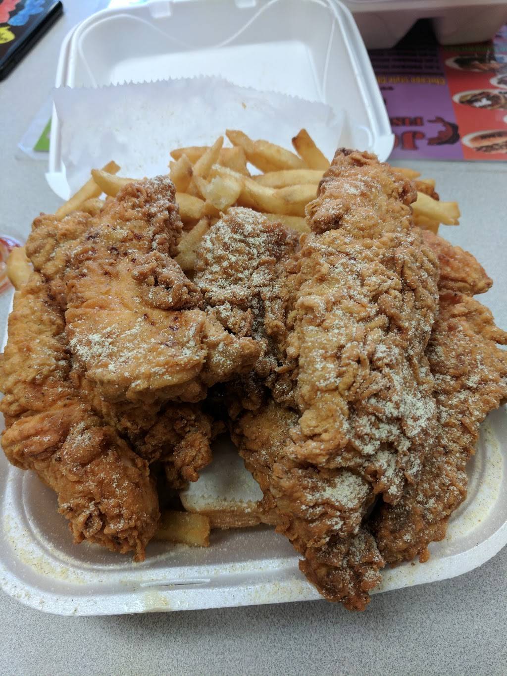 Jordans Fish.Chicken.Gyros | restaurant | 100 S Cooper Ave, Lockland, OH 45215, USA | 5133766223 OR +1 513-376-6223