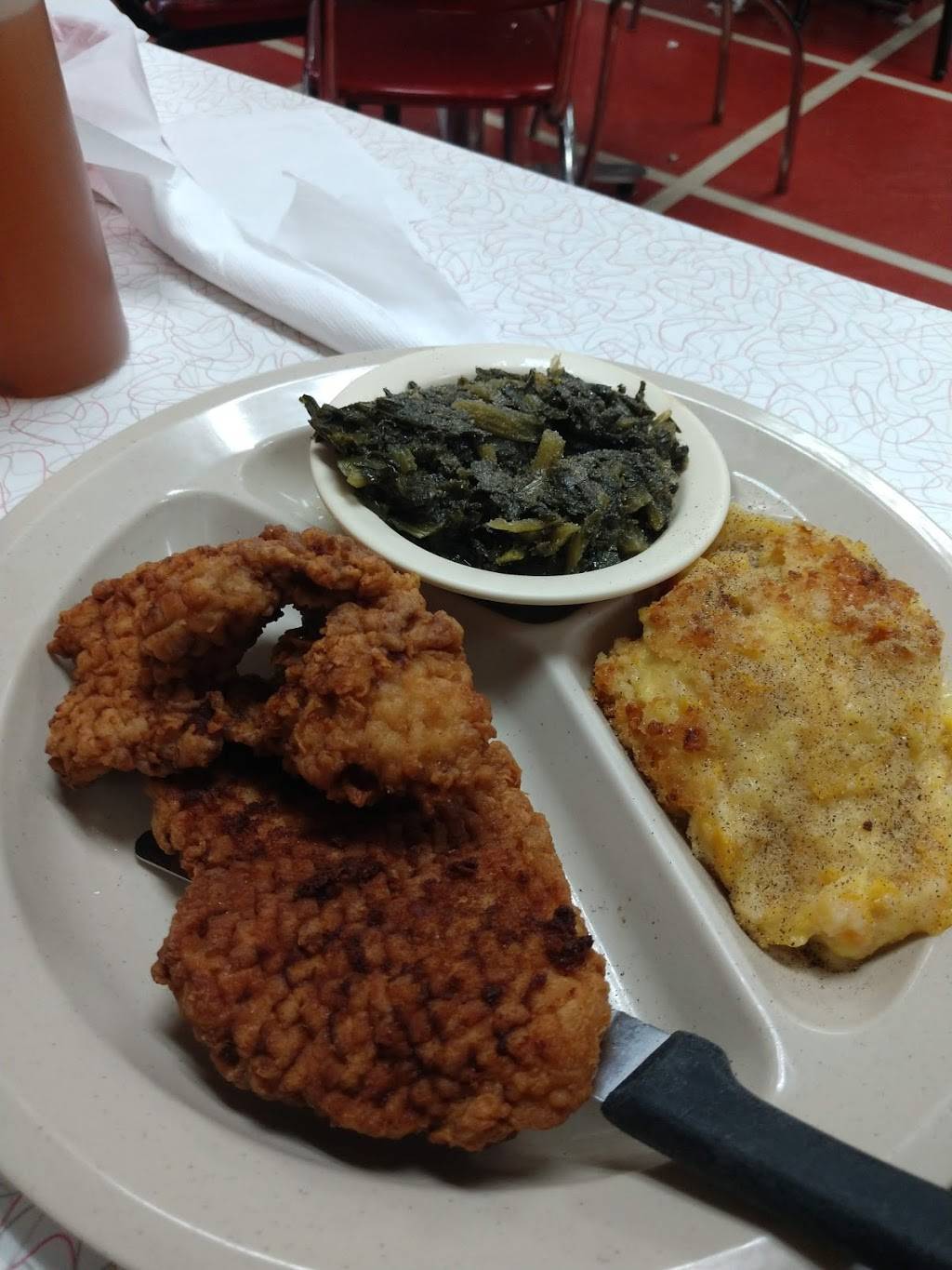 Spring Valley Restaurant | restaurant | 421 W Meadowview Rd, Greensboro, NC 27406, USA | 3362741906 OR +1 336-274-1906