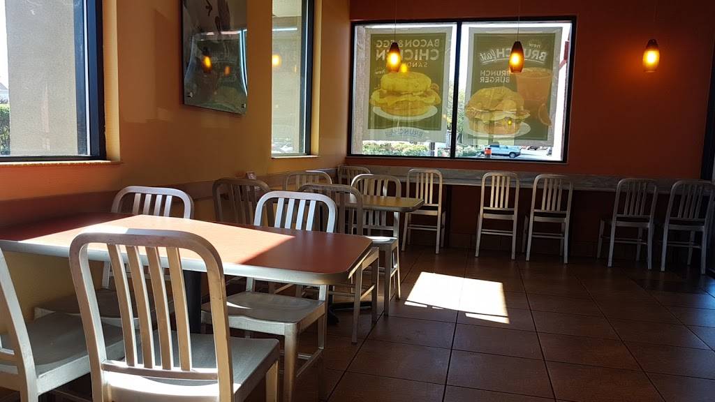 Jack in the Box | restaurant | 7510 W Lake Mead Blvd, Las Vegas, NV 89128, USA | 7028383900 OR +1 702-838-3900