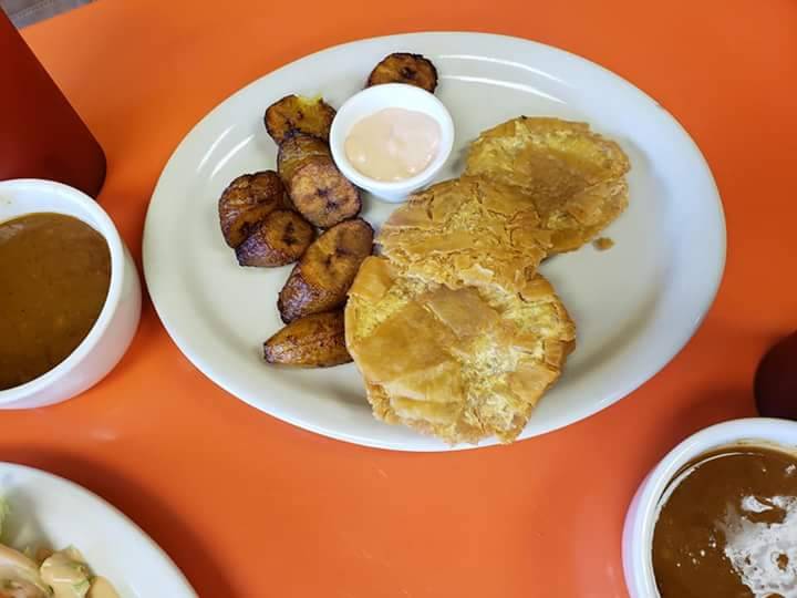 La Casa Del Buen Gusto | restaurant | 657 E Allegheny Ave, Philadelphia, PA 19134, USA | 2676877435 OR +1 267-687-7435