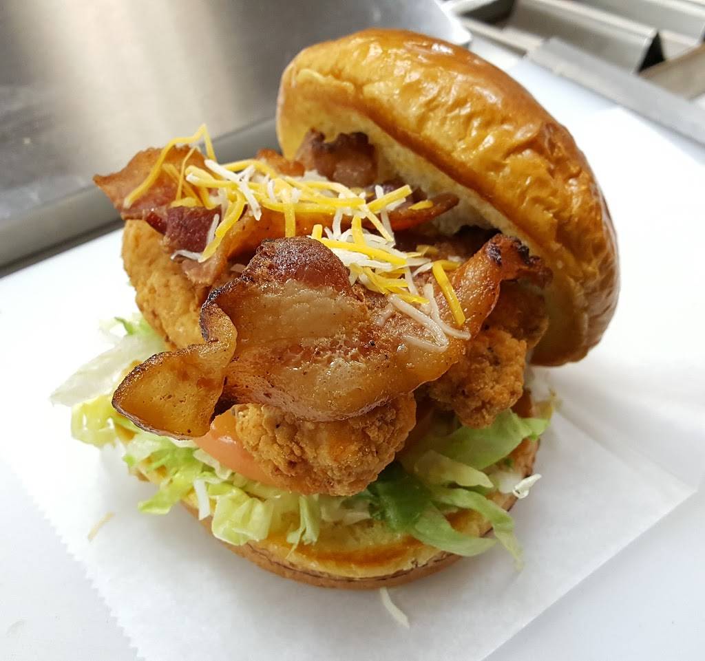 Rock N Grill | restaurant | 335 Randall Rd, Lake in the Hills, IL 60156, USA | 2243330001 OR +1 224-333-0001