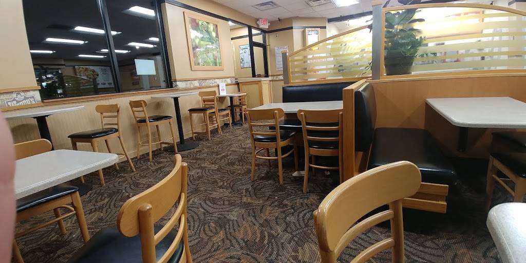Wendys | restaurant | 9550 S Northshore Dr, Knoxville, TN 37922, USA | 8656931224 OR +1 865-693-1224