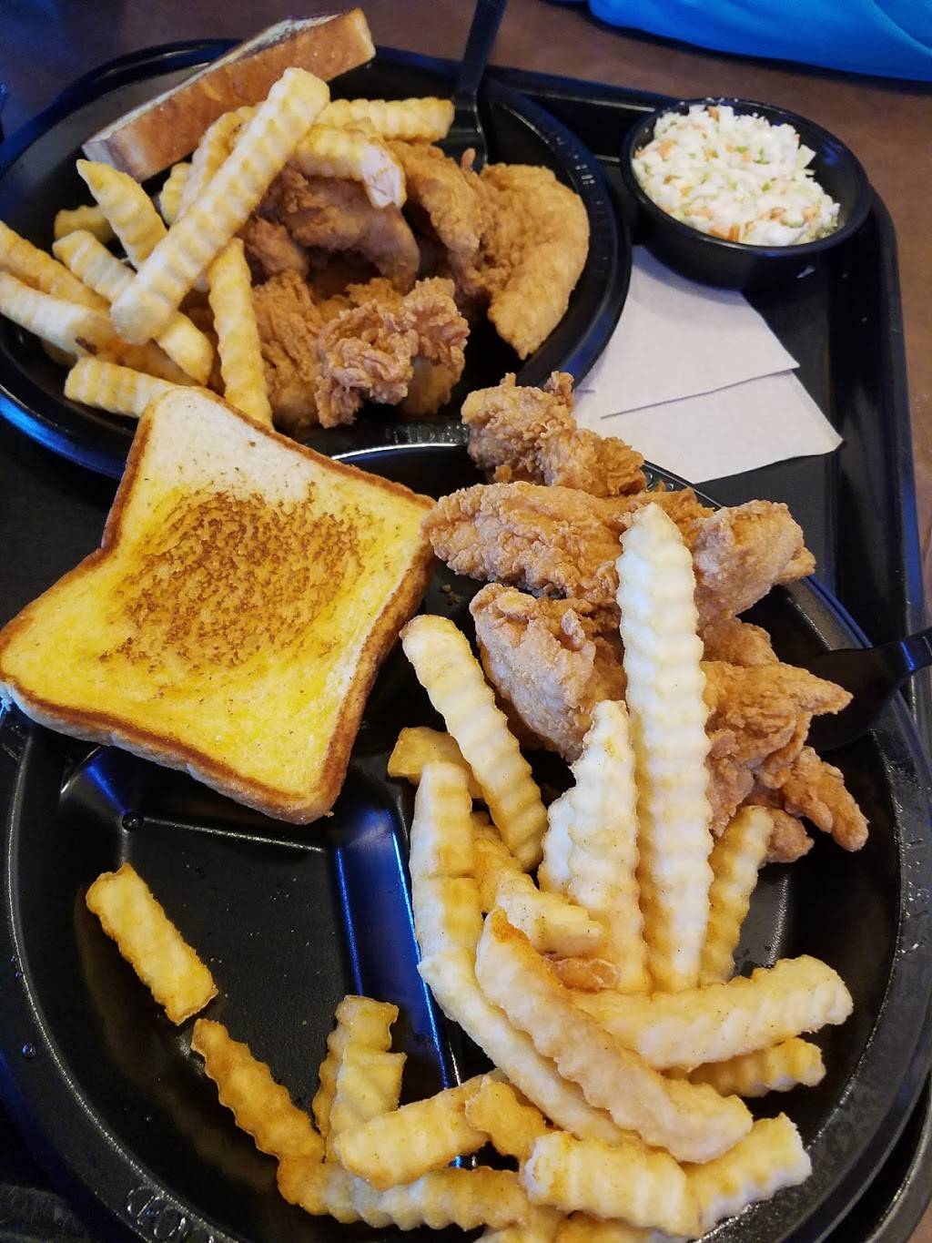 Zaxbys Chicken Fingers & Buffalo Wings | restaurant | 7200 700 W, Midvale, UT 84047, USA | 8016665400 OR +1 801-666-5400