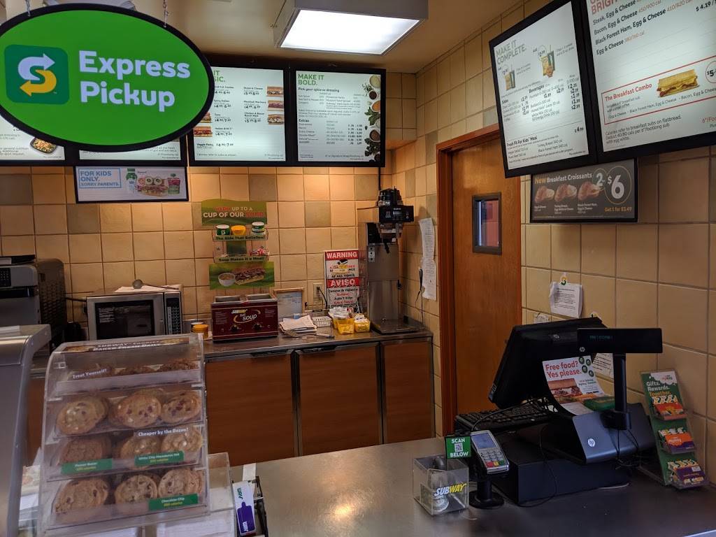 Subway | restaurant | 23991 Lake Dr, Crestline, CA 92325, USA | 9093385551 OR +1 909-338-5551
