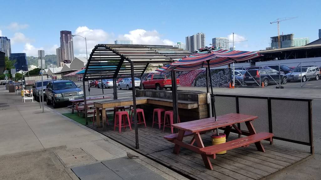 hanks haute dogs | meal takeaway | 324 Coral St, Honolulu, HI 96813, USA | 8085324265 OR +1 808-532-4265