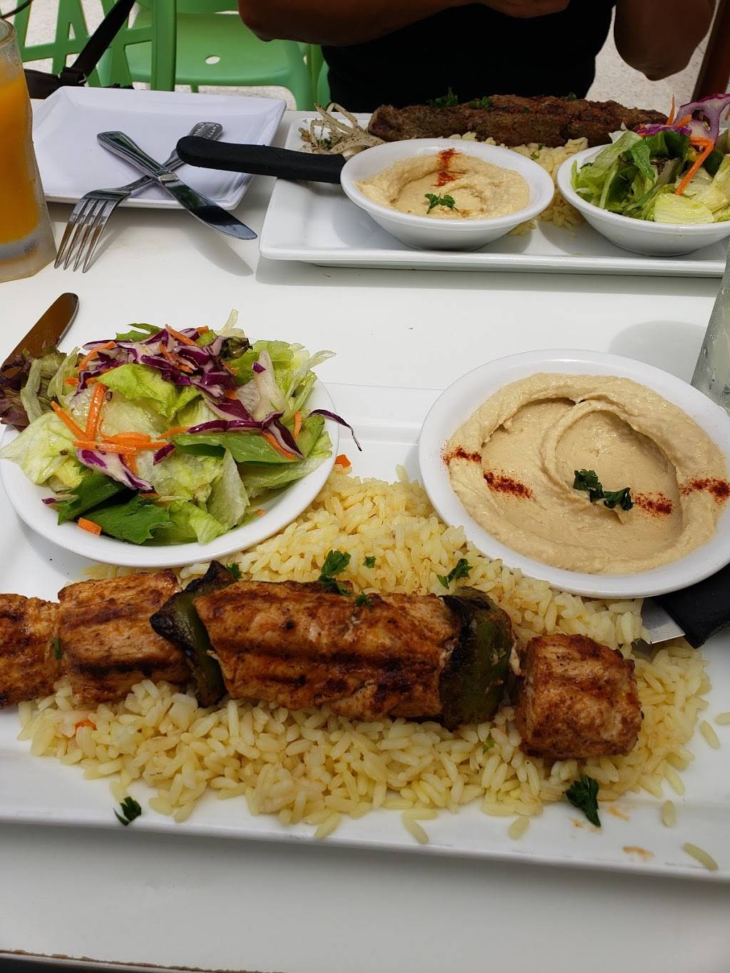 MORA GRILL | restaurant | 3428 E Atlantic Blvd, Pompano Beach, FL 33062, USA | 9549332003 OR +1 954-933-2003