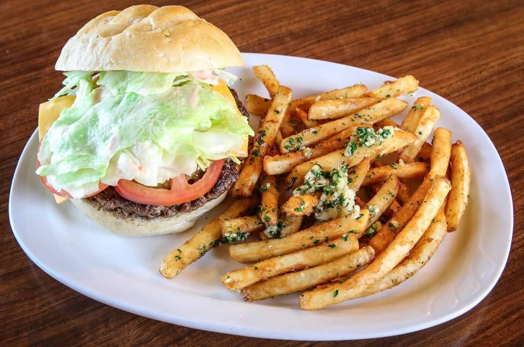 Tin Roof BBQ & Catering | restaurant | 171 S Guild Ave, Lodi, CA 95240, USA | 2093661128 OR +1 209-366-1128