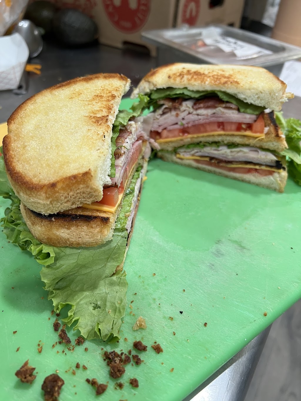 Berts Tavern | restaurant | 115 N Fry St, Yates Center, KS 66783, USA | 6203125004 OR +1 620-312-5004