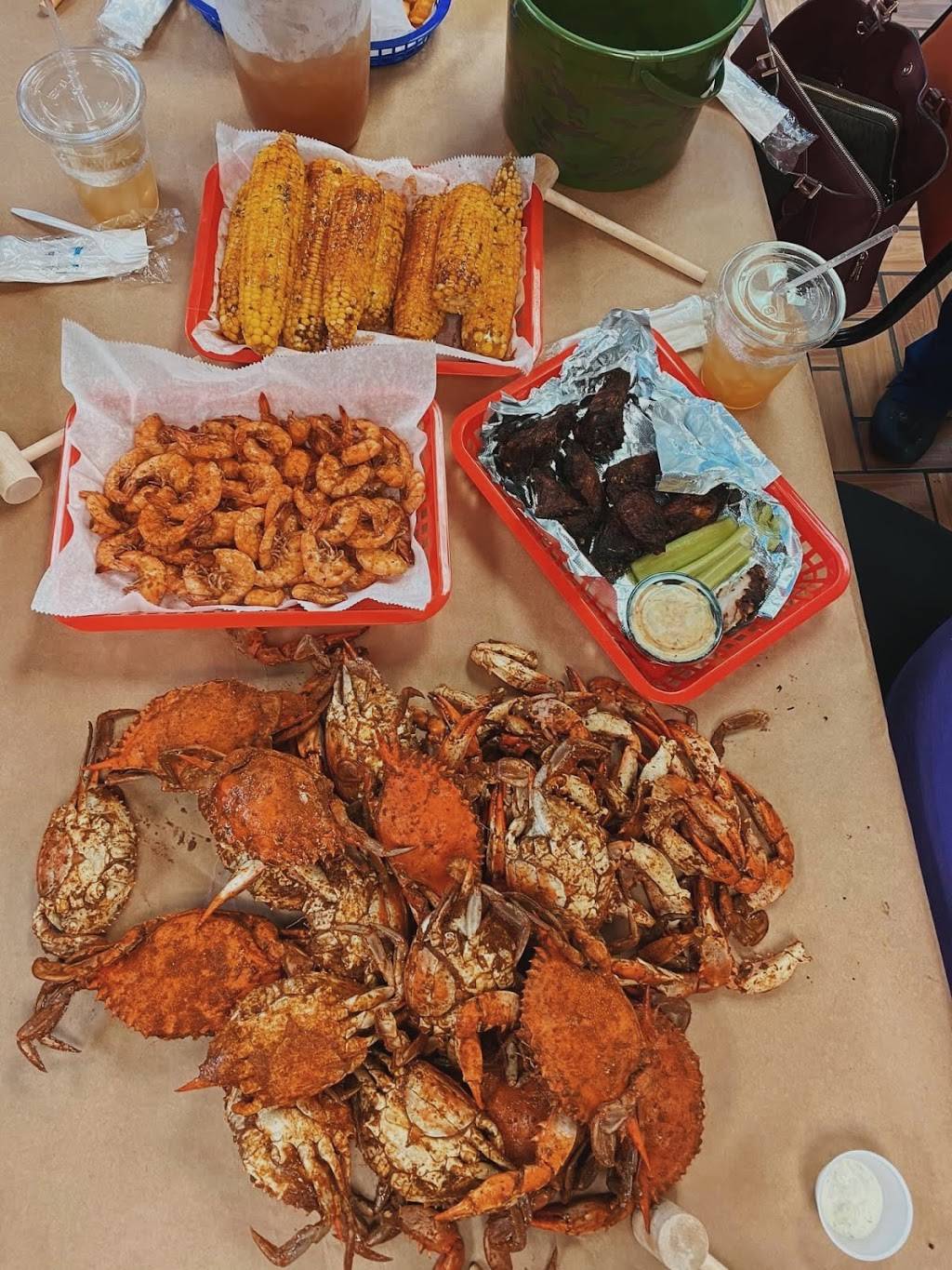 Blue Crab Shack The Ville | restaurant | 620 Gallatin Pike N #B, Madison, TN 37115, USA | 6158912330 OR +1 615-891-2330