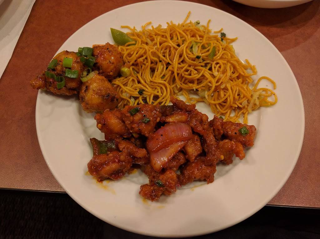 Guddus Chilli Chicken | restaurant | 205 Van Kirk Dr, Brampton, ON L7A 3V4, Canada | 9058465060 OR +1 905-846-5060