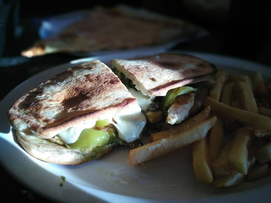 Old City Pizza | restaurant | 100 N 3rd St, Philadelphia, PA 19106, USA | 2155749494 OR +1 215-574-9494