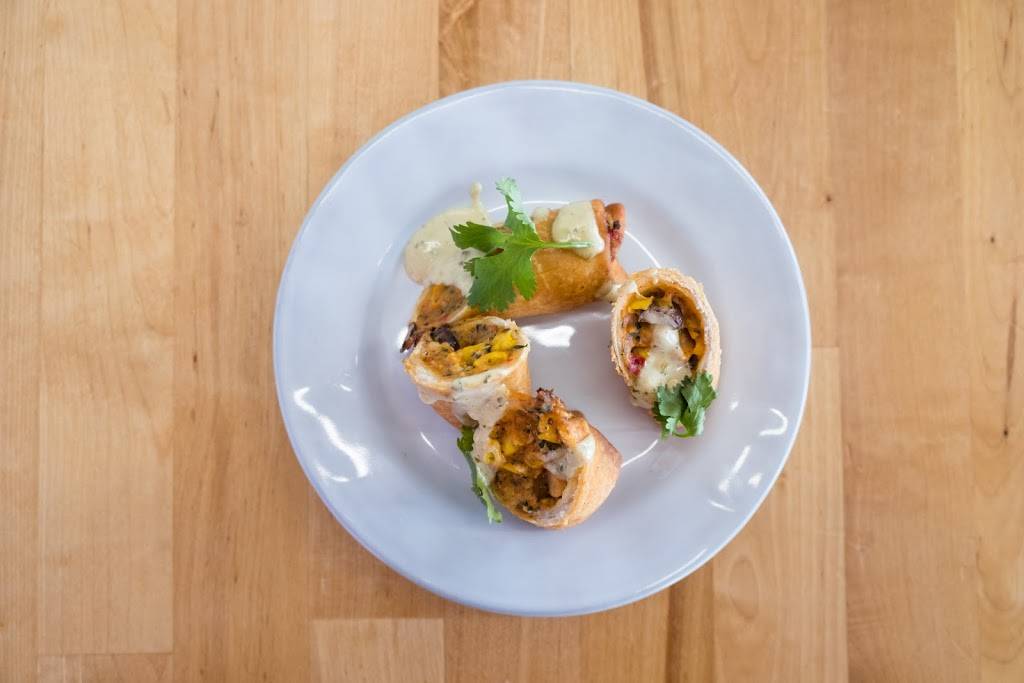 Candy Shack Daiquiris Cullen | restaurant | 8903 Cullen Blvd, Houston, TX 77051, USA | 3464062112 OR +1 346-406-2112