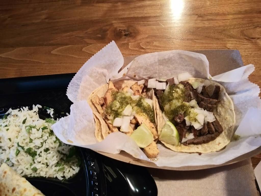 Cilantro Fresh Mexican Grill | restaurant | 1158 Whalley Ave, New Haven, CT 06515, USA | 2033891212 OR +1 203-389-1212