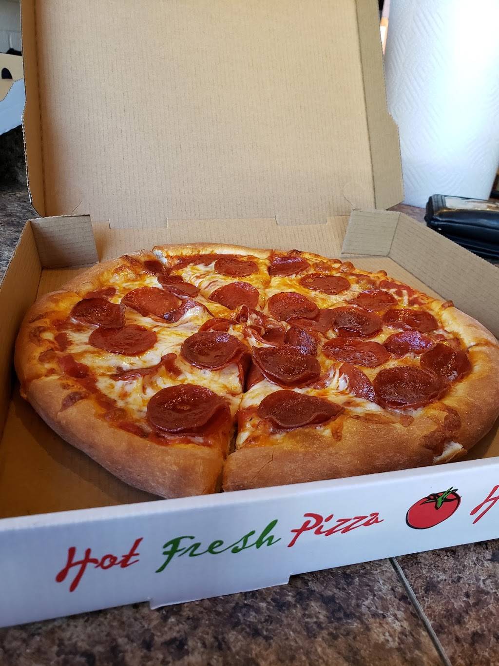 Pines Village Bakery-Pizzeria | restaurant | 54362 Rd 432, Bass Lake, CA 93604, USA | 5596415550 OR +1 559-641-5550