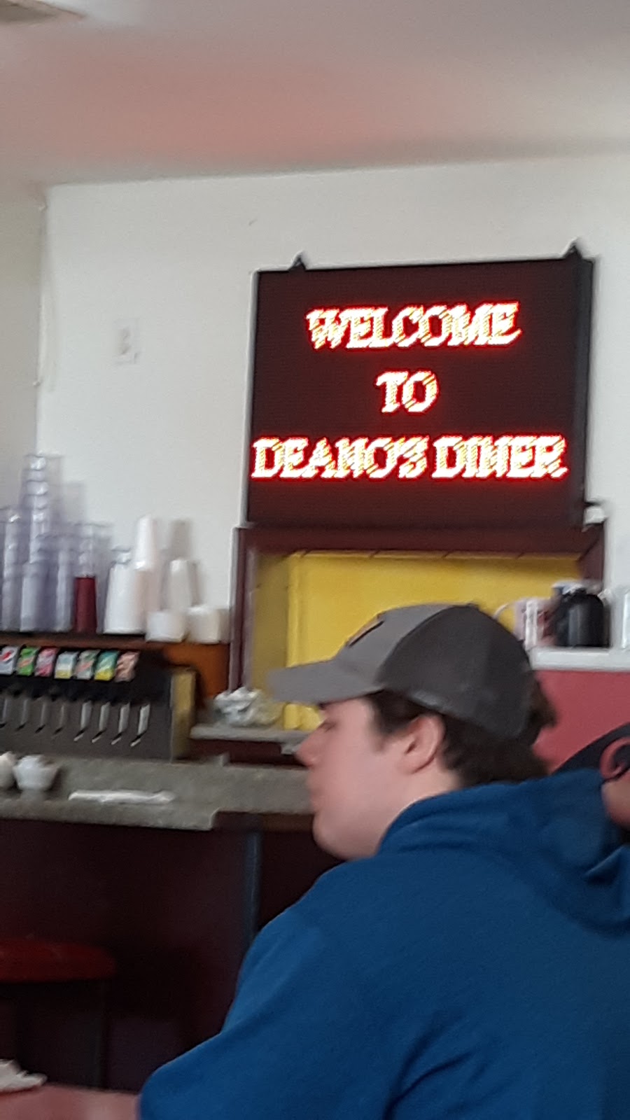 Deanos Diner | restaurant | 202 W State St, Ashley, IN 46705, USA | 2605873931 OR +1 260-587-3931