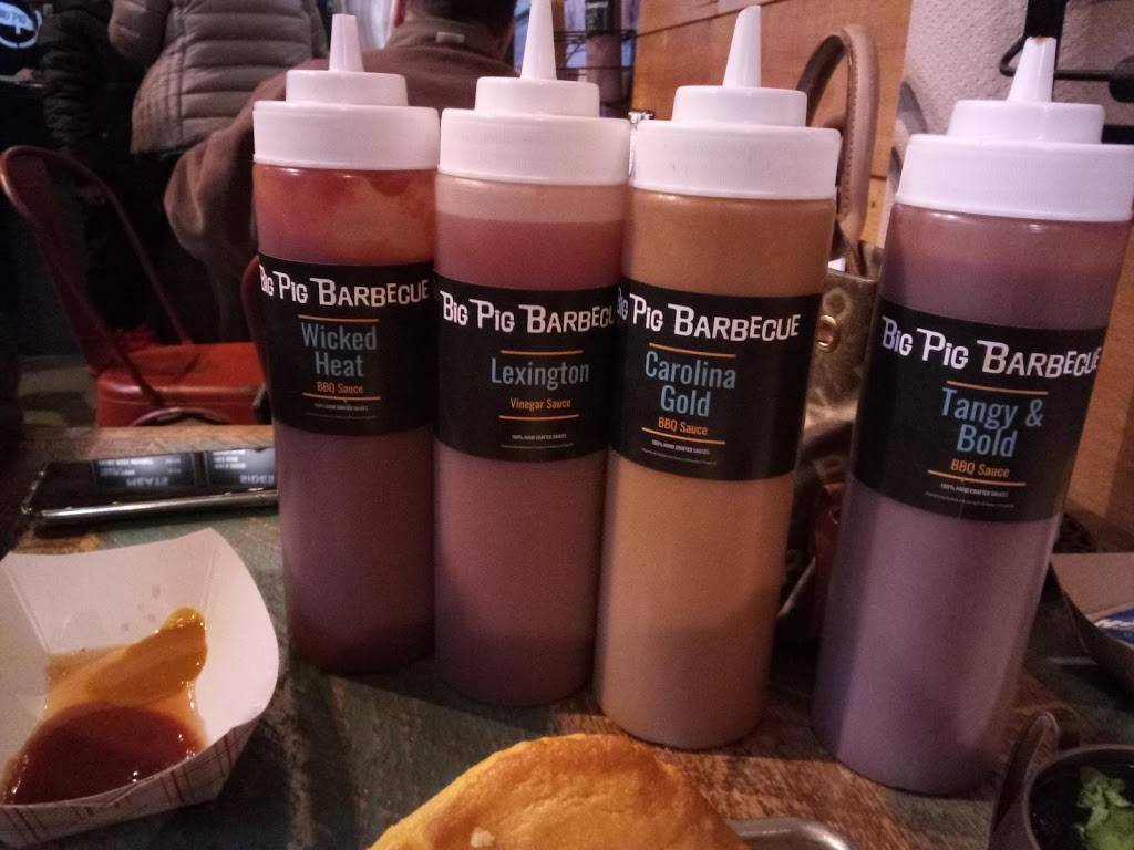 Big Pig Barbecue & Catering | restaurant | 108 Newbury St, Peabody, MA 01960, USA | 7817804191 OR +1 781-780-4191