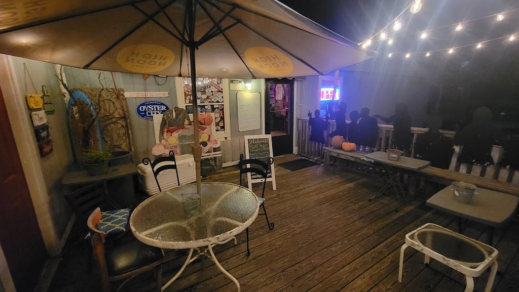 Redds Pub | restaurant | 2320 W County Hwy 30A, Santa Rosa Beach, FL 32459, USA | 8503250252 OR +1 850-325-0252