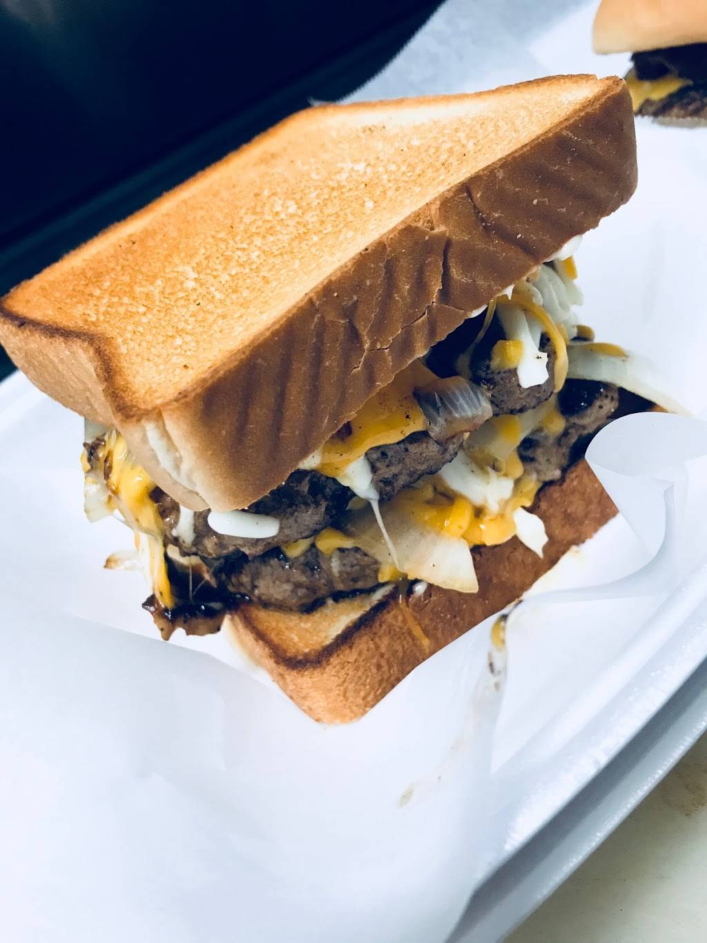 Jimmys Big Burgers | restaurant | 3010 Vilbig Rd, Dallas, TX 75212, USA | 2147411550 OR +1 214-741-1550