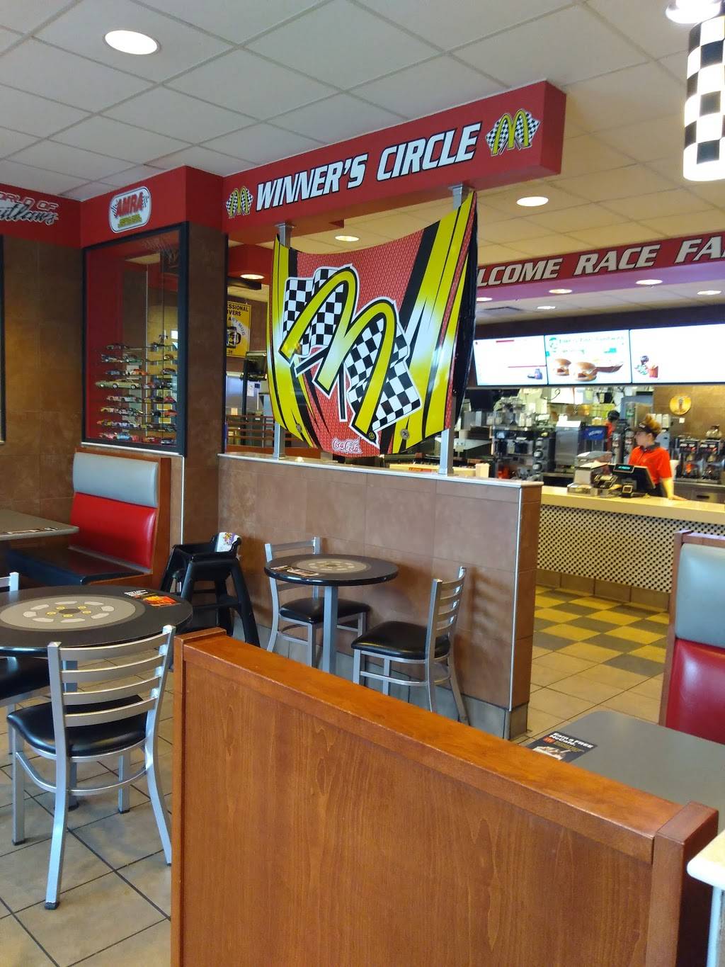 McDonalds | cafe | 3875 Charleston Rd, Ripley, WV 25271, USA | 3043726725 OR +1 304-372-6725