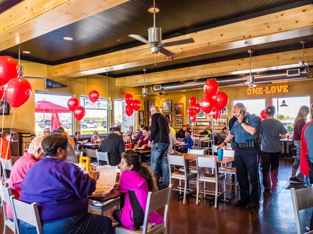 Raising Canes Chicken Fingers | meal takeaway | 8771 N Ambassador Dr, Kansas City, MO 64154, USA | 8165840502 OR +1 816-584-0502