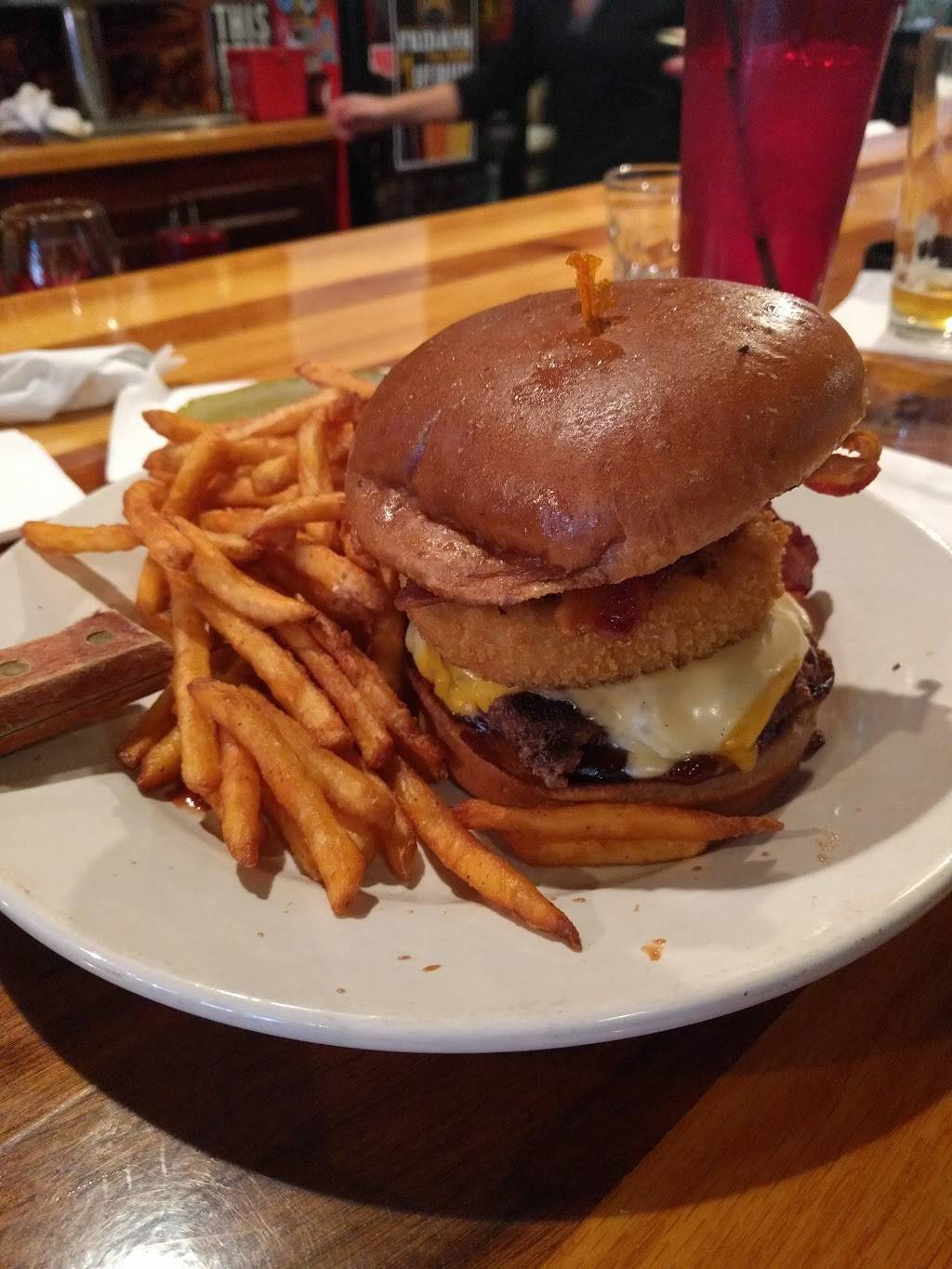 Williamston Pub & Grill | night club | 132 E Grand River Ave, Williamston, MI 48895, USA | 5179925060 OR +1 517-992-5060