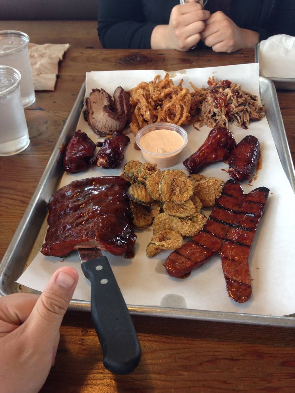 Badlands BBQ | restaurant | 120 Hidden Valley Pkwy D, Norco, CA 92860, USA | 9517356465 OR +1 951-735-6465
