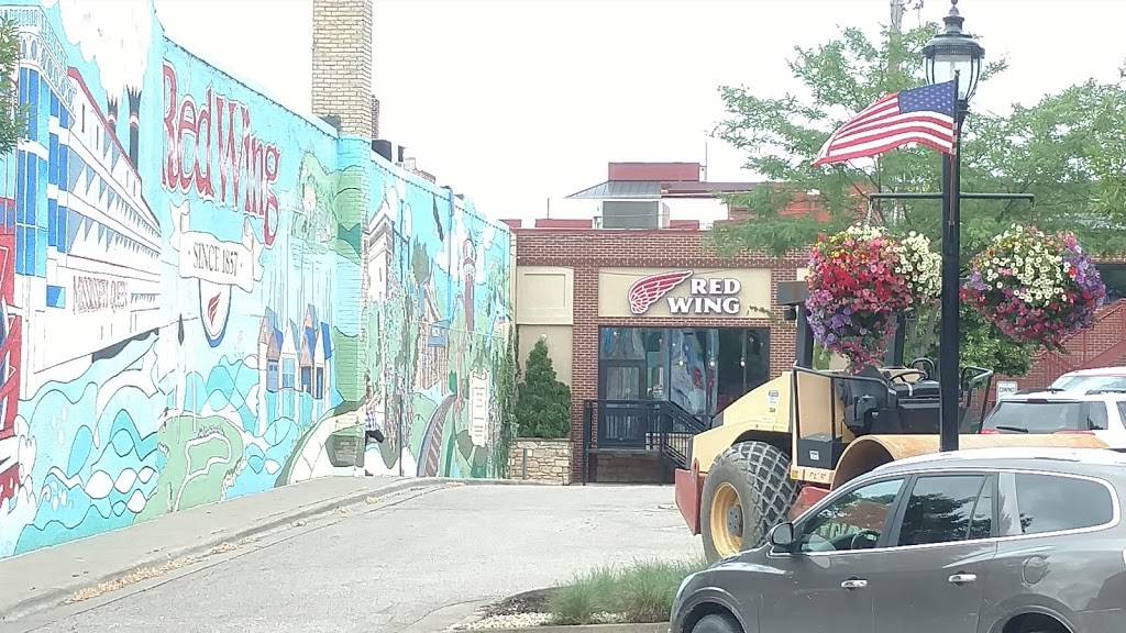 Libertys Restaurant & Lounge | restaurant | 303 W 3rd St, Red Wing, MN 55066, USA | 6513888877 OR +1 651-388-8877