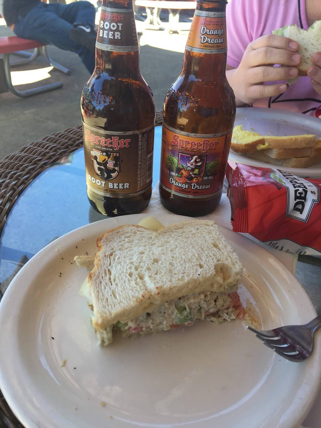 Munchner Haus Delicatessen | restaurant | 39212 Fremont Blvd, Fremont, CA 94538, USA | 5107936411 OR +1 510-793-6411