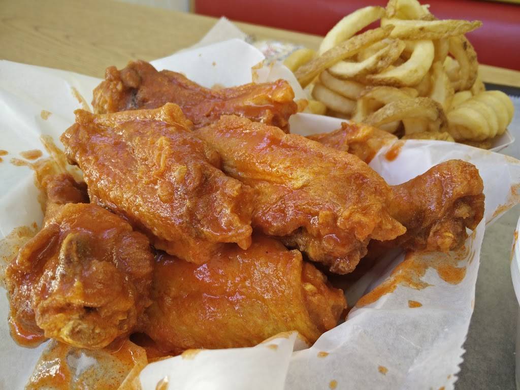 Franks For the Memories | restaurant | 645 E Hawley St, Mundelein, IL 60060, USA | 8479499464 OR +1 847-949-9464