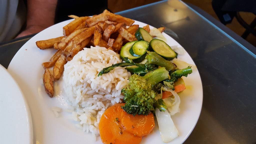 Inner Bay Café | restaurant | 1339 Cove Rd, New Bedford, MA 02744, USA | 5089840489 OR +1 508-984-0489