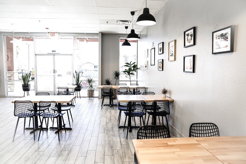 Salt & Spoon | restaurant | 7625 S Rainbow Blvd #102, Las Vegas, NV 89139, USA | 7024447922 OR +1 702-444-7922