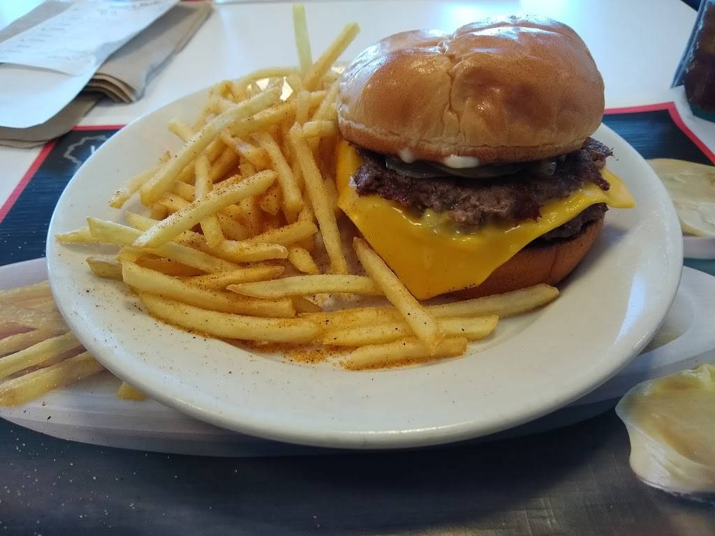 Steak n Shake | restaurant | 3226 Telegraph Rd, St. Louis, MO 63125, USA | 3148924865 OR +1 314-892-4865