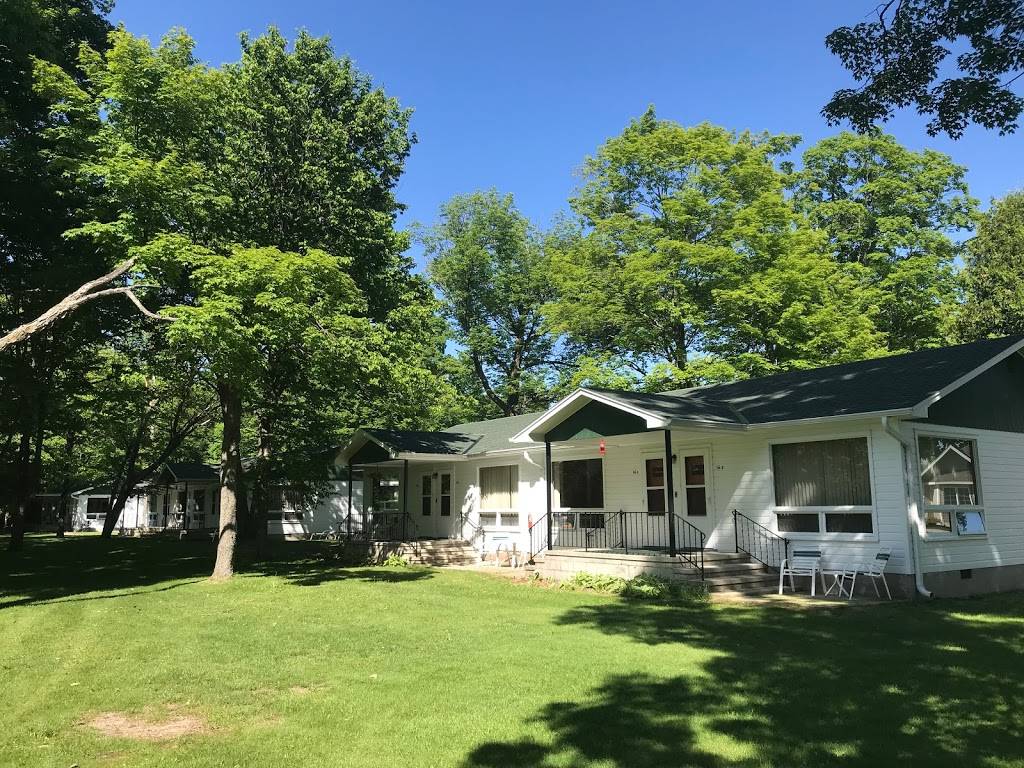 Maxwelton Braes Lodge | restaurant | 7680 WI-57, Baileys Harbor, WI 54202, USA | 9208392321 OR +1 920-839-2321