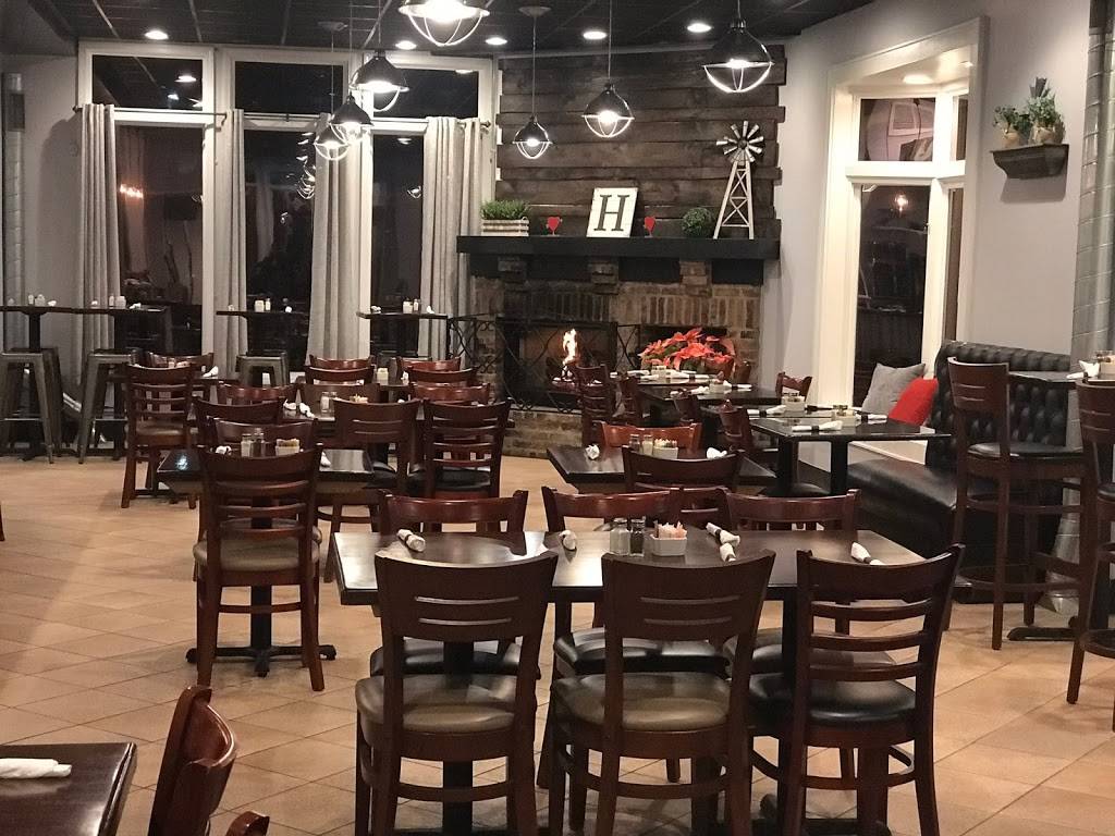 The Hen House of Wheaton | restaurant | 1060 College Ave, Wheaton, IL 60187, USA | 6304800611 OR +1 630-480-0611