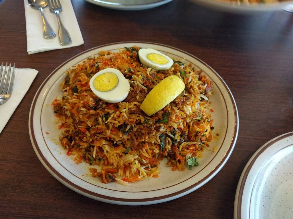 Laylas Kitchen | restaurant | 6152 Cleveland Ave, Columbus, OH 43231, USA | 6148825522 OR +1 614-882-5522