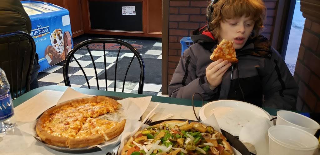 Classic Pizza | restaurant | 72 Hosmer St, Marlborough, MA 01752, USA | 5084856999 OR +1 508-485-6999