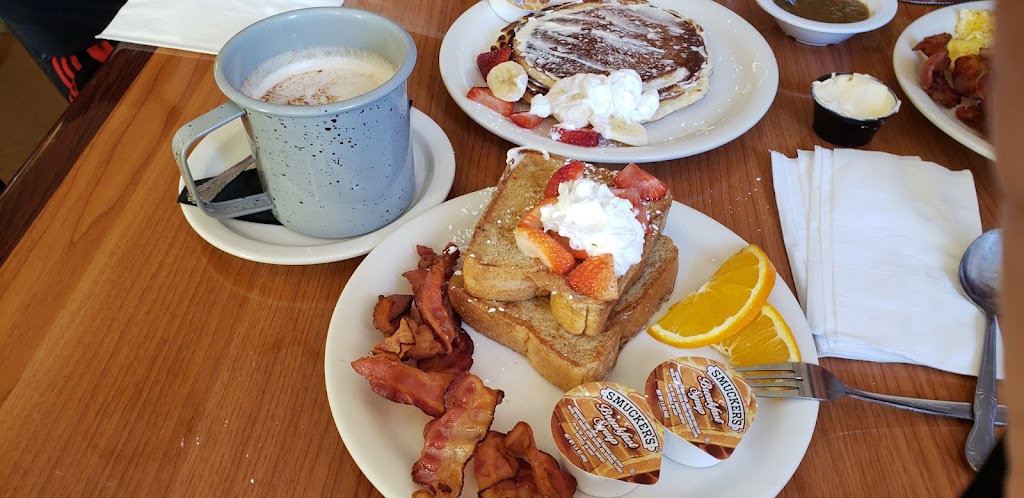 Mana Restaurant and Bakery | restaurant | 1030 19th St, Douglas, AZ 85607, USA | 5206450696 OR +1 520-645-0696