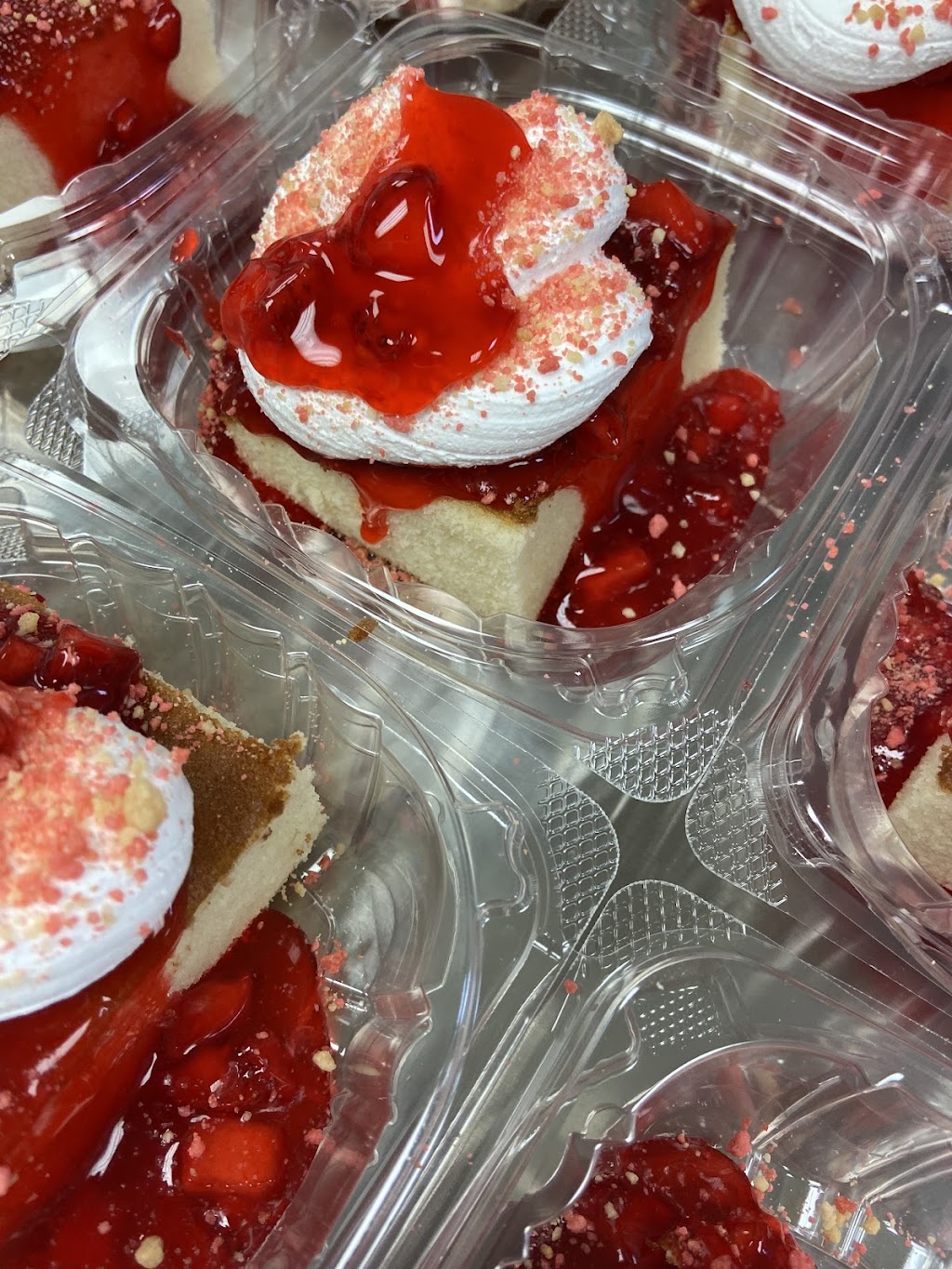 Wylie’s Gourmet Café and Desserts | restaurant | 1608 W Friendly Ave, Greensboro, NC 27403, USA | 3363706911 OR +1 336-370-6911