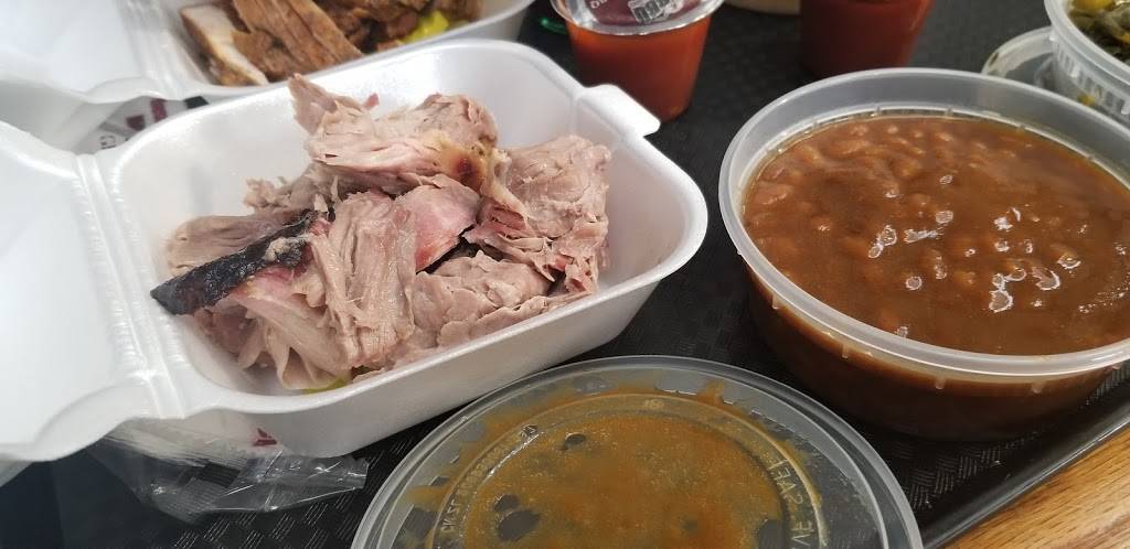 Grand Champion BBQ | restaurant | 99 Krog St NE, Atlanta, GA 30307, USA | 4044674427 OR +1 404-467-4427