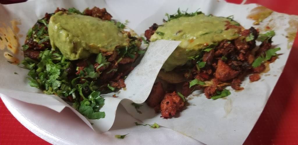 Tacos "El Sinaloense" | restaurant | Calle Alba Roja 12888, Hipodromo Dos, 22195 Tijuana, B.C., Mexico | 016646811067 OR +52 664 681 1067