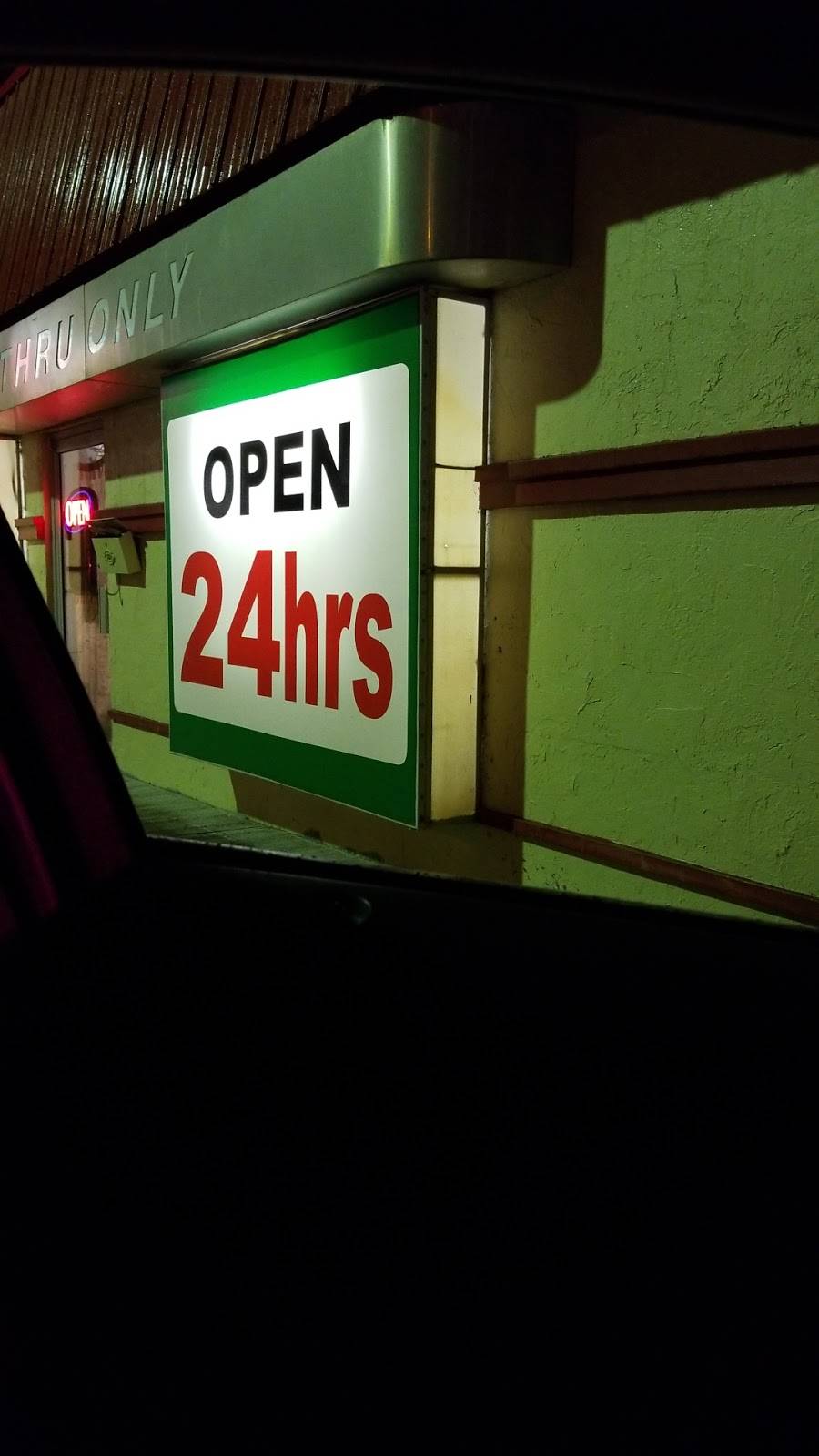 DLeons Mexican Food | restaurant | 2140 W O St, Lincoln, NE 68528, USA | 4024387100 OR +1 402-438-7100