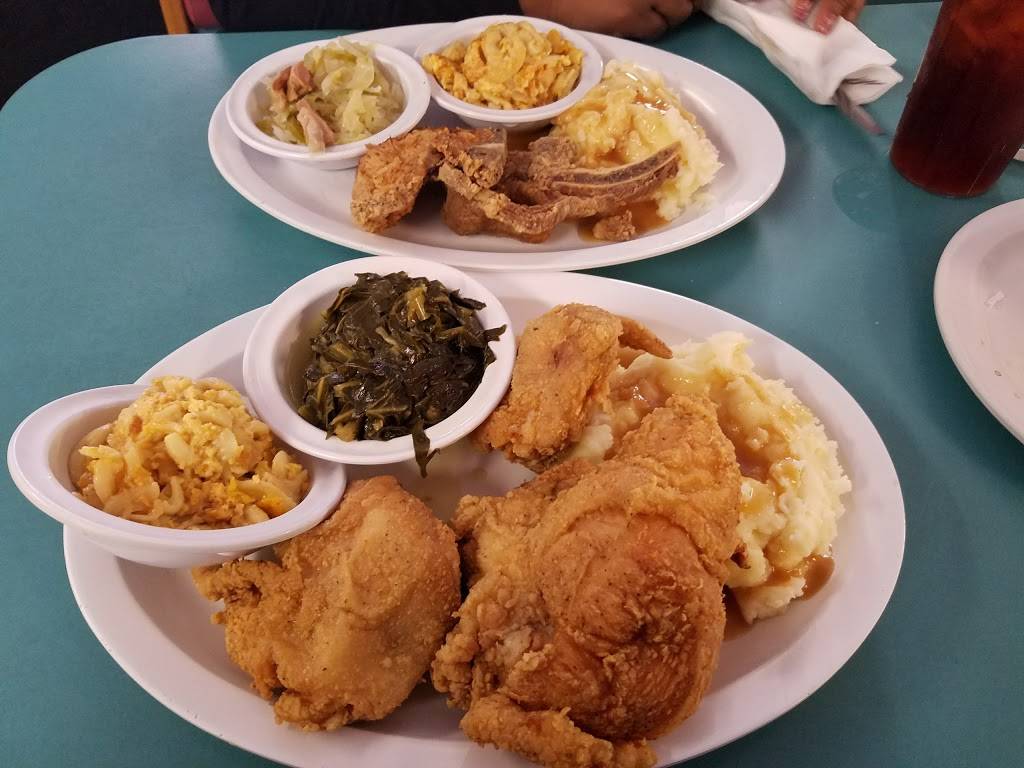 Bettys Soulfood Restaurant | restaurant | 601 NW 22nd Rd, Fort Lauderdale, FL 33311, USA | 9545839121 OR +1 954-583-9121