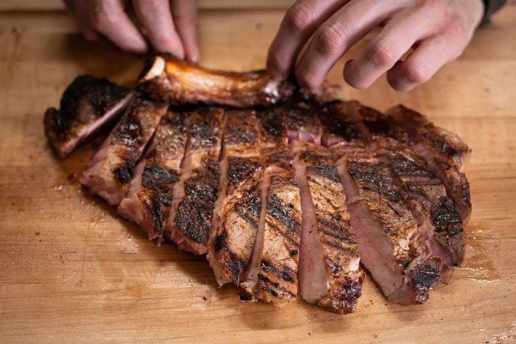 Neruda Restaurant | restaurant | 1681 Lake Shore Blvd E, Toronto, ON M4L 3W6, Canada | 4166907800 OR +1 416-690-7800