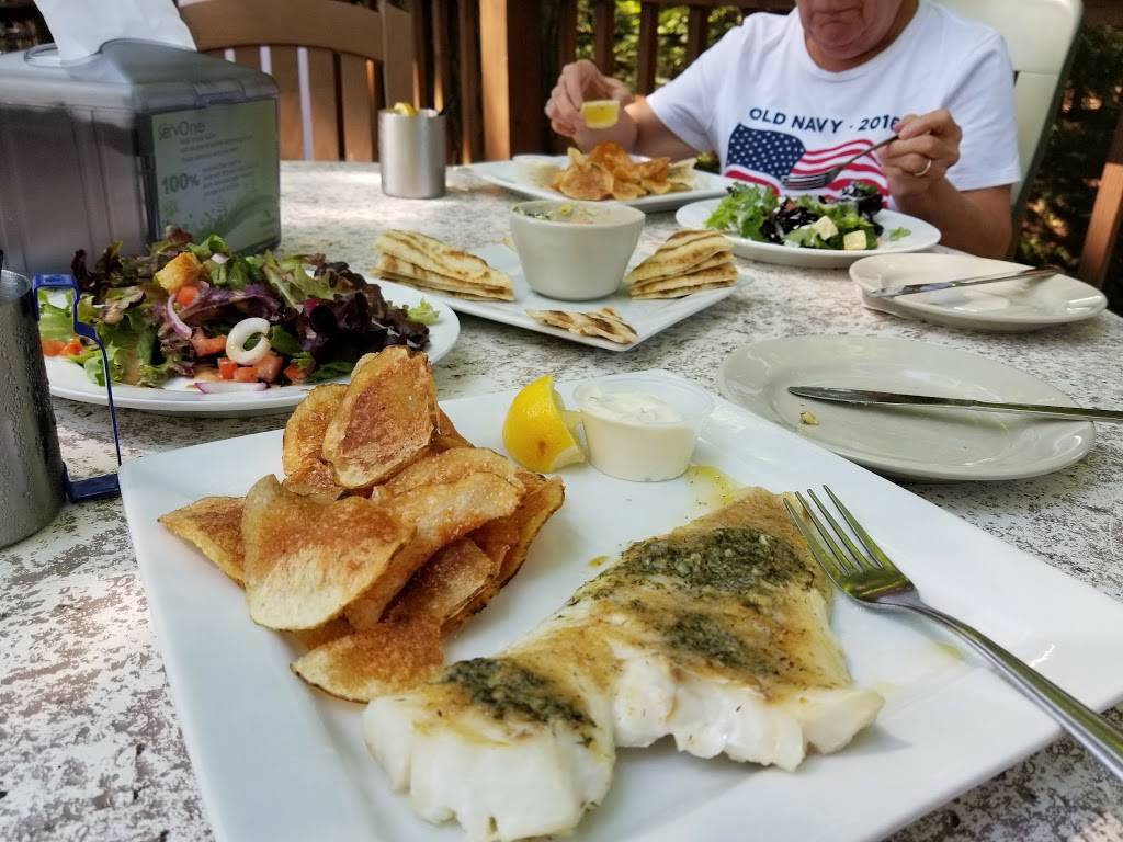 The Port Restaurant and Lounge | restaurant | 413 S Burritt Ave, Lake Delton, WI 53940, USA | 6082530150 OR +1 608-253-0150